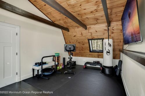 218 Chandler Rd, Jackson Twp NJ  08527-4339 exterior