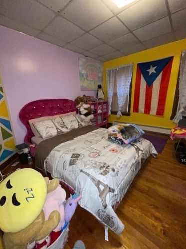 47 Acton St, Worcester MA 01604-4828 exterior