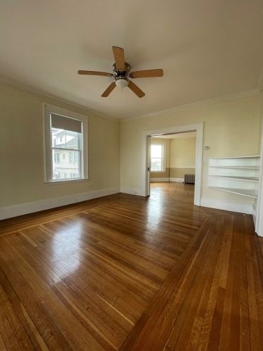 6 Beacon St, Gloucester, MA 01930-3410