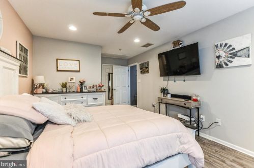 2405 Beacon Hl Dr, Erial NJ 08081-1106 exterior