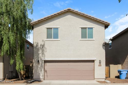 2806 73rd Dr, Phoenix AZ  85035-3256 exterior