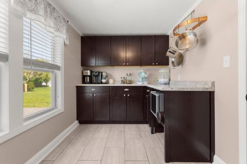 32 Pulaski St, Peabody MA 01960-1831 exterior