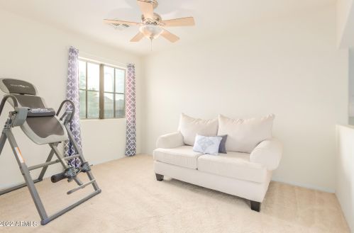 13451 47 Way, Phoenix AZ 85042-5318 exterior