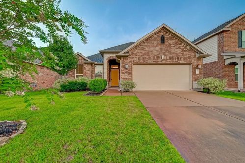 20711 Blue Flagstone Ln, Richmond TX  77407-1411 exterior