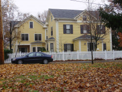 15 Washington Park, Newton, MA 02460-1915