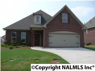 7 Maple Grove Blvd, Huntsville AL  35824-4020 exterior