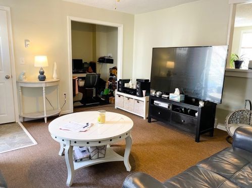 50 Hazard St, New Bedford, MA 02740-6931