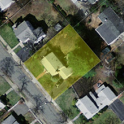 26 Pierrepont Rd, Newton MA  02462-1118 aerial view