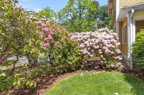 550 Beacon St, Newton MA 02459-2024 exterior