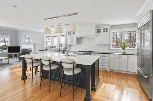 84 Black Rock Dr, Hingham MA 02043-4878 exterior