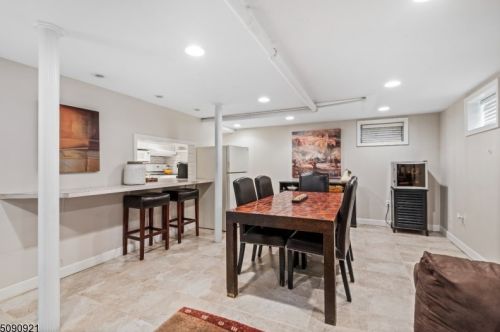 37 Dawson St, Belleville NJ 07109-1709 exterior