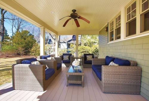 711 Chestnut St, Newton MA 02465-2529 exterior