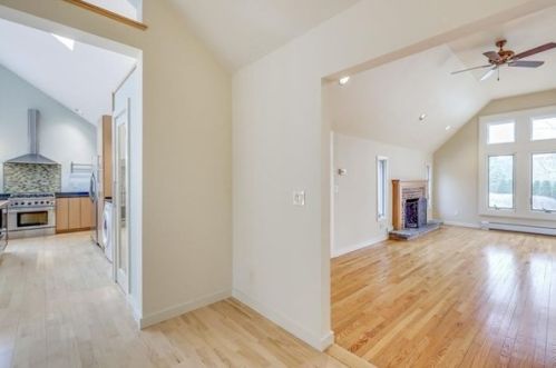 3 Bassett Wood Rd, Harwich MA 02645-2470 exterior