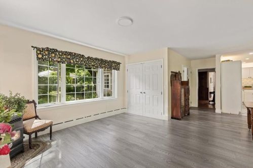 376 Tremont St, Taunton MA 02780-3023 exterior