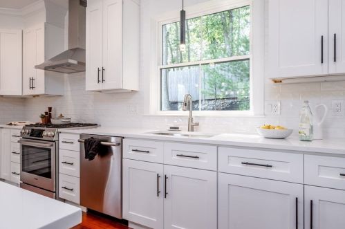 92 Dothan St, Arlington MA  02474-1343 exterior