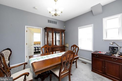 132 Main St, West Deptford NJ 08051-1046 exterior