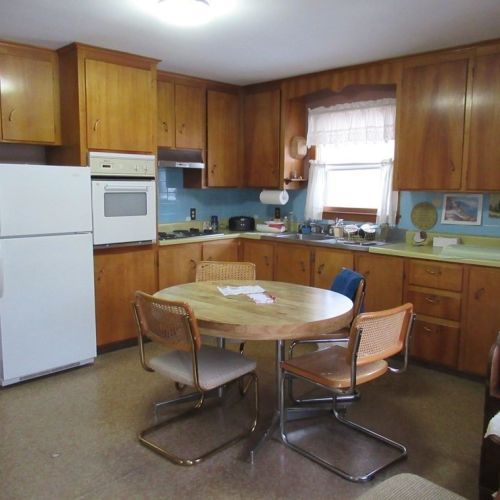 128 Parker Ave, Dracut, MA 01826-4674