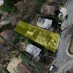 83 Grove Hill Ave, Newton MA  02460-2336 aerial view