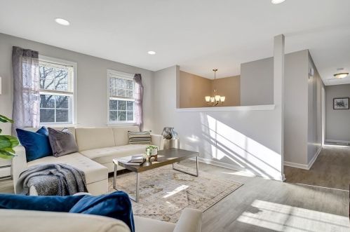 79 Valmor St, Worcester MA 01604-2447 exterior