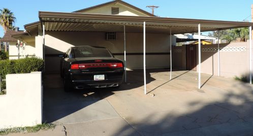 4001 61 St, Phoenix AZ 85033-1712 exterior