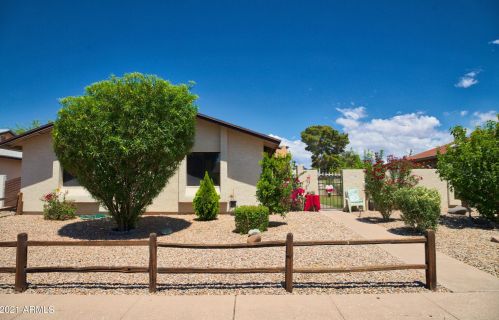 3350 Country Gables Dr, Phoenix AZ  85053-4730 exterior