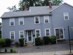 34 School St, Newton, MA 02458-1518