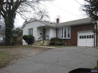 168 County Rd, Cresskill NJ  07626-2264 exterior