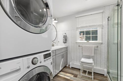 385 Glacier Hl Rd, Eastham MA 02642-2168 exterior