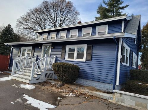 16 County St, Peabody, MA 01960-5208