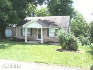 10500 Eastview Ave, Louisville KY  40299-3721 exterior