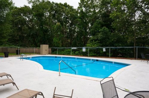 207 Samoset St, Plymouth MA 02360-4872 exterior