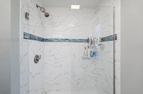 106 Gregory Dr, Seekonk MA  02771-4308 exterior