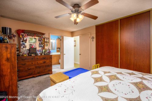 10 Cambridge Dr, Jackson Twp NJ 08527-2608 exterior