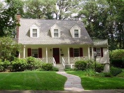 32 Verndale Rd, Newton, MA 02461-2114