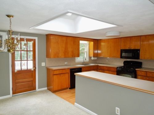 38 Flintlocke Dr, Plymouth MA  02360-5054 exterior