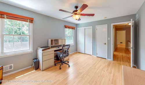 32 Lambert Johnson Dr, Tinton Falls NJ 07712-3753 exterior