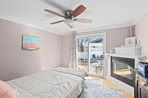 35 Monmouth St, Quincy MA 02171-1067 exterior