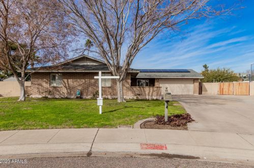 3826 Beryl Ave, Phoenix, AZ 85051-1138