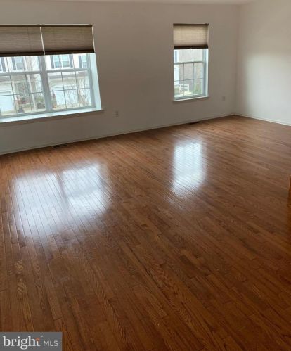 25 Highgrove Ct, West Deptford NJ 08086-3814 exterior