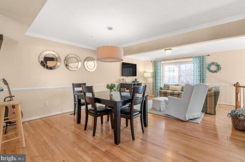 5327 Tarkington Pl, Columbia MD 21044-5407 exterior