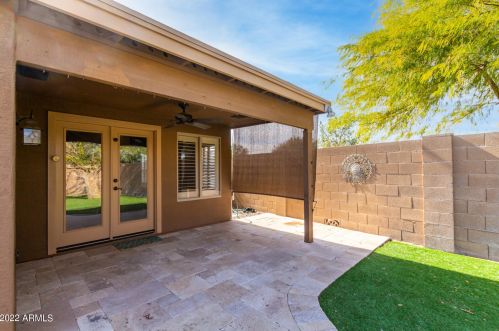 2712 Beautiful Ln, Phoenix AZ 85042-7073 exterior