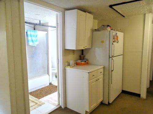 11 Rhodes Cir, Hingham MA 02043-1529 exterior