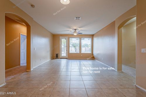 2310 Beverly Rd, Phoenix AZ 85042-7267 exterior