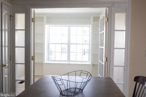 11 Highgrove Ct, West Deptford NJ 08086-3814 exterior