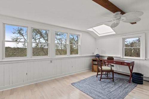 595 Riverview Dr, Chatham MA  02633-1117 exterior