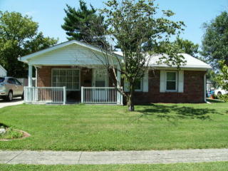 2820 Celina Dr, Louisville KY  40213-3176 exterior