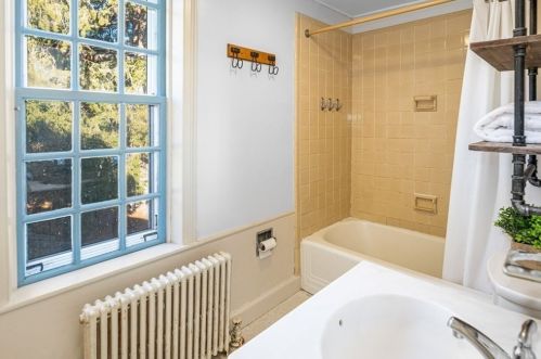 691 River St, Hingham MA 02061-2214 exterior