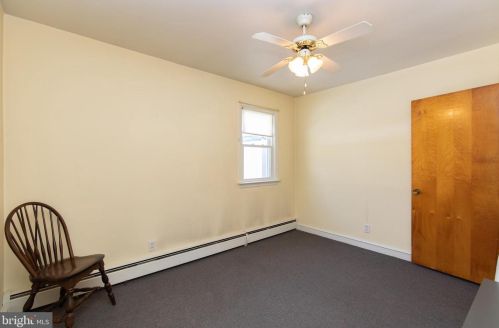 1398 Good Intent Rd, West Deptford NJ 08096-6116 exterior