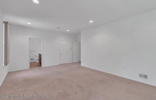 65 Chesterfield Dr, Jackson Twp NJ 08527-6325 exterior