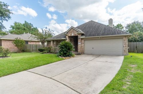 1319 Dove Trl, Tomball, TX 77375-4189